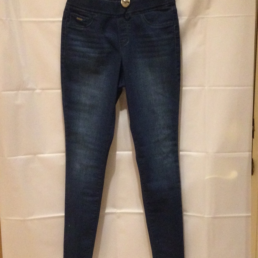 Classic Blue Women's Jeans Nwt